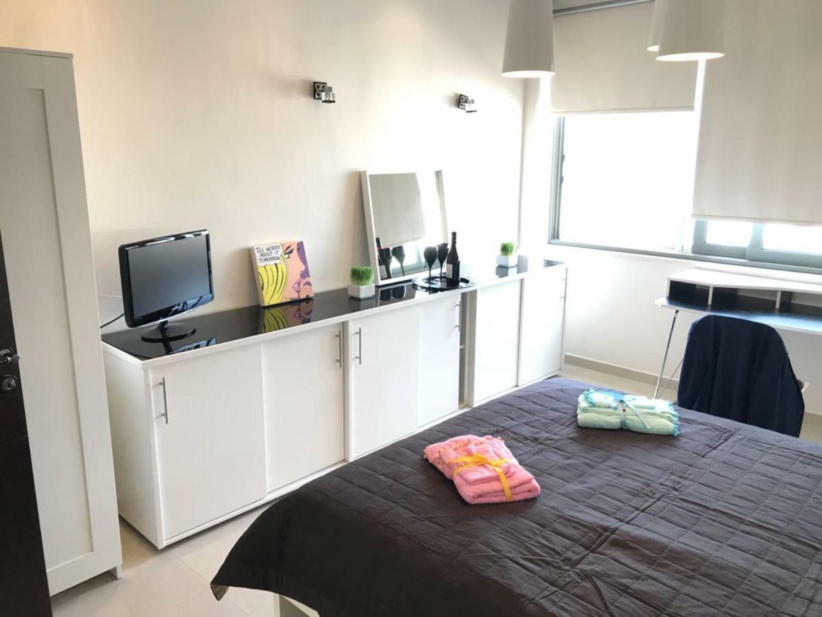 Heart City Executive Suite Chrissi Akti Chania Exterior foto